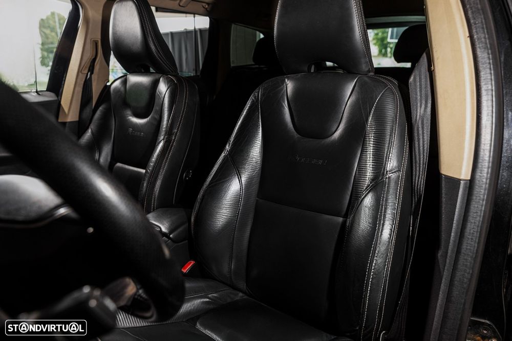 Volvo XC 60 2.0 D3 Drive R-Design - 21