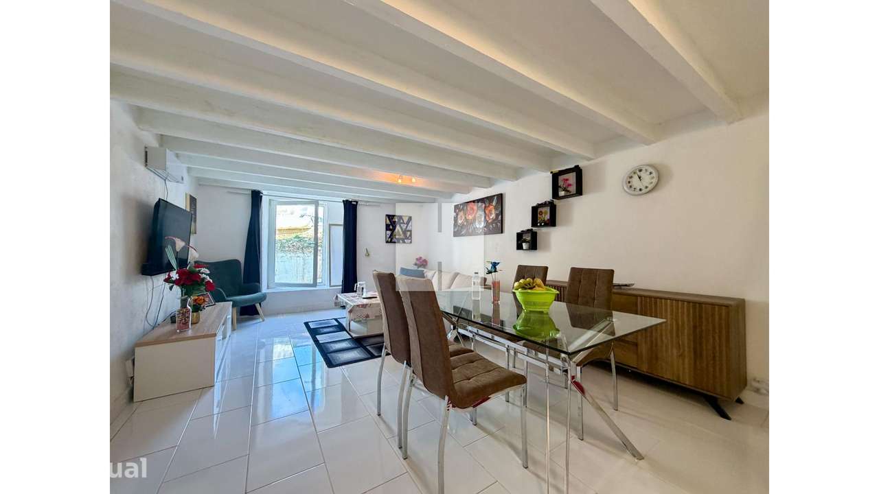 Moradia T2 Renovada - Grande imagem: 4/26