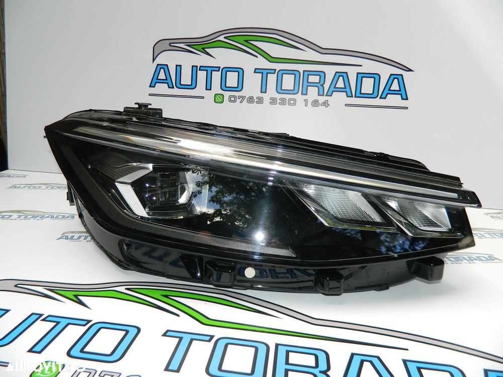 Far Led VW Passat an 2025 2026 cod 3J1941006 - 3