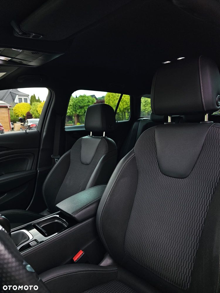 Opel Insignia 1.6 Exclusive - 11