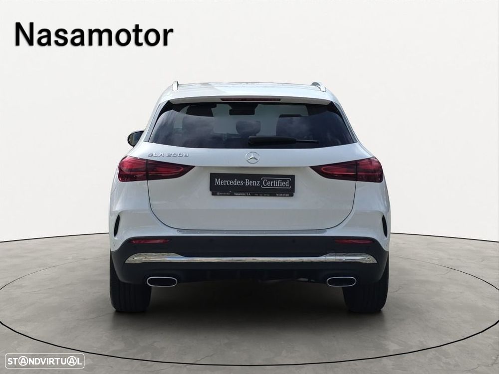 Mercedes-Benz GLA 200 - 3