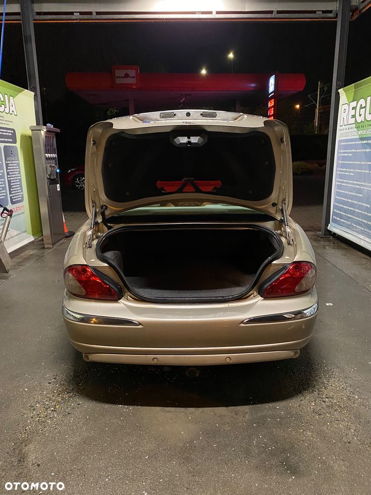Jaguar X-Type 2.0 Executive - 15