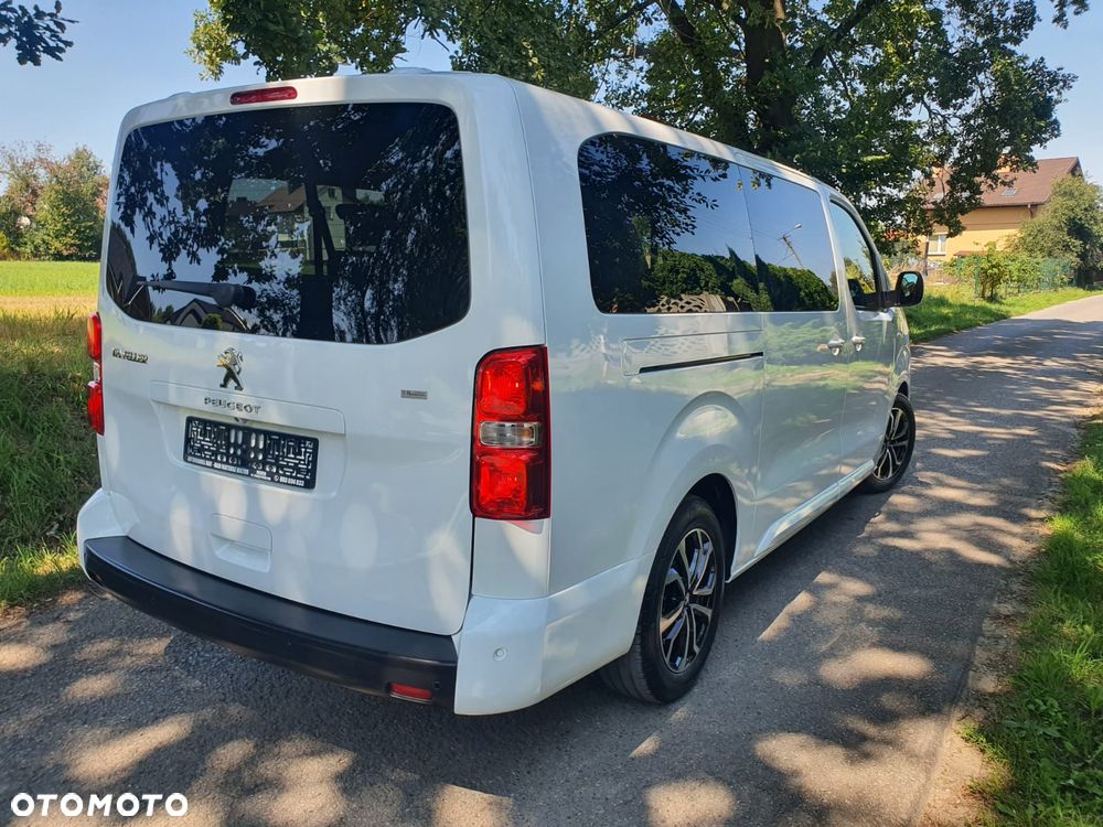 Peugeot Traveller L2 2.0 Allure - 10