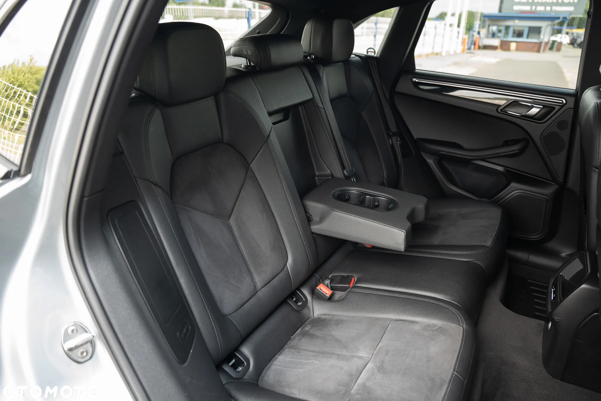 Porsche Macan S - 33