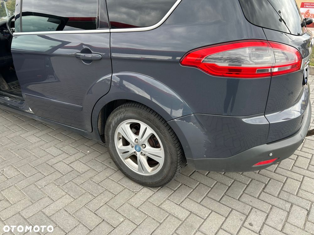 Ford S-Max - 8
