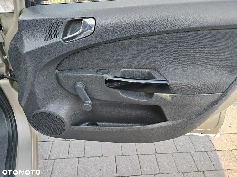 Opel Corsa 1.2 16V - 21