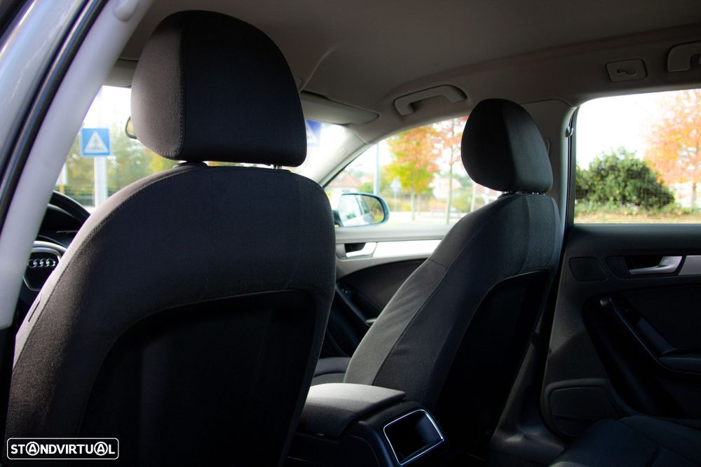 Audi A4 Avant 2.0 TDI Advance - 33