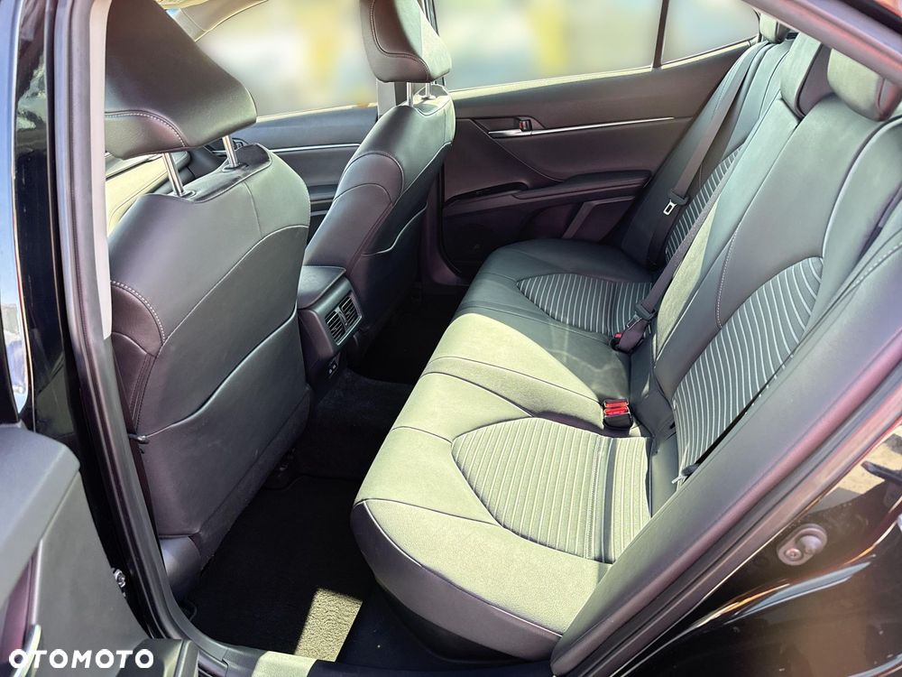 Toyota Camry 2.5 Hybrid Prestige CVT - 11