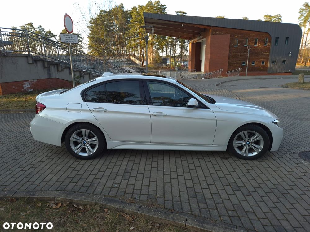 BMW Seria 3 - 11