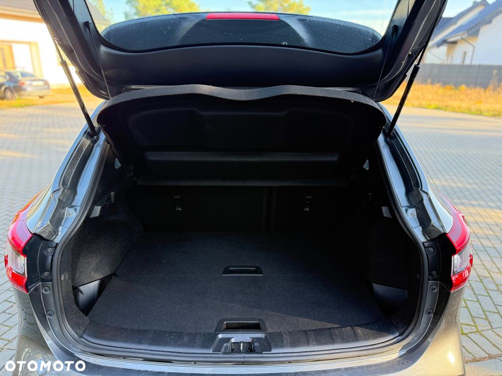 Nissan Qashqai 1.6 dCi Xtronic TEKNA+ - 16