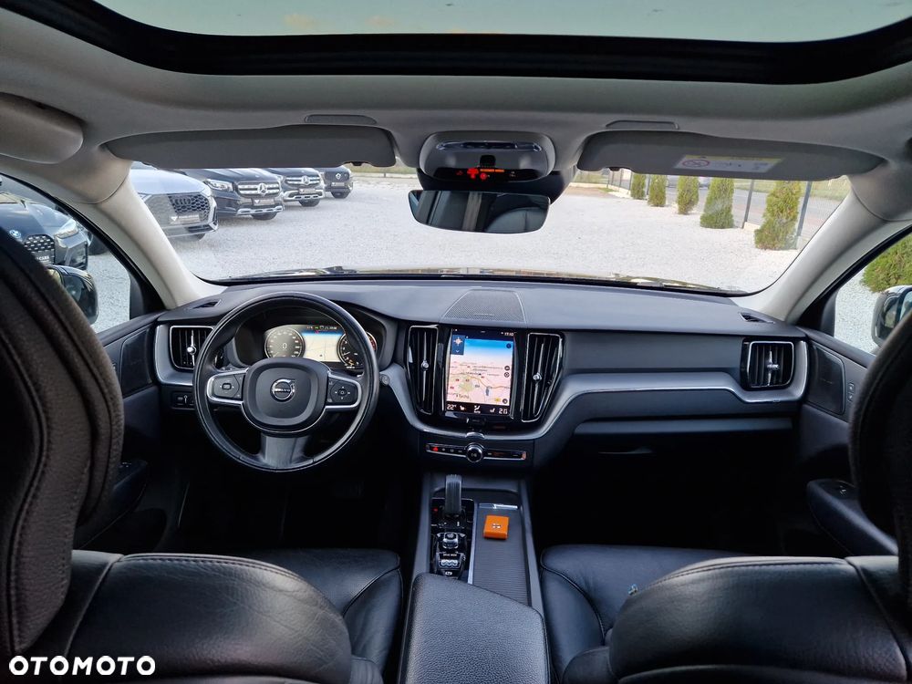 Volvo XC 60 T6 AWD Recharge Geartronic Inscription Expression - 9