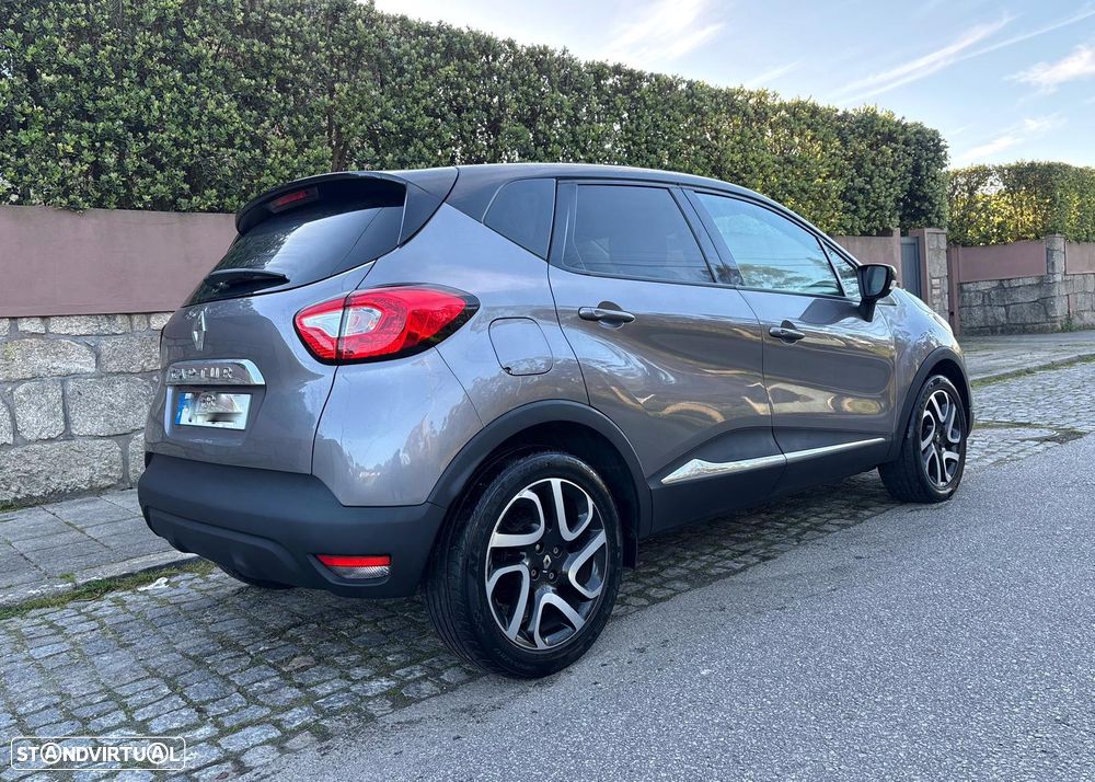 Renault Captur 0.9 TCE Exclusive - 4