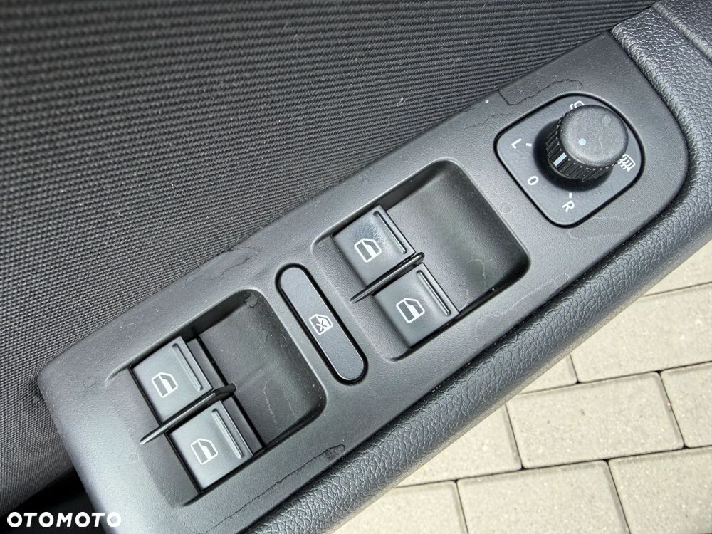 Skoda Superb 1.8 TSI Elegance - 25
