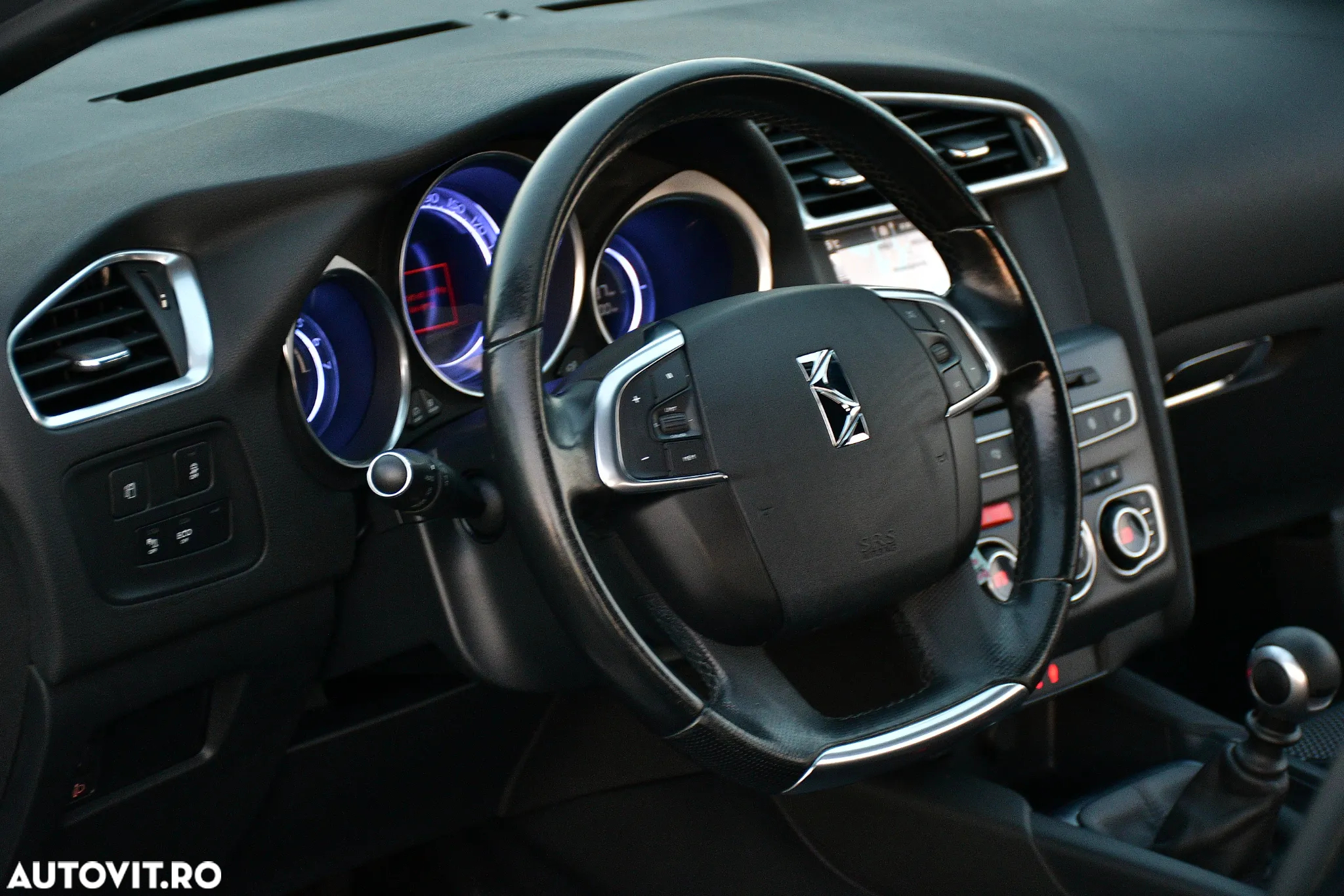 DS Automobiles DS 4 Crossback DS4 BlueHDi S&S BVM6 Sport Chic - 15