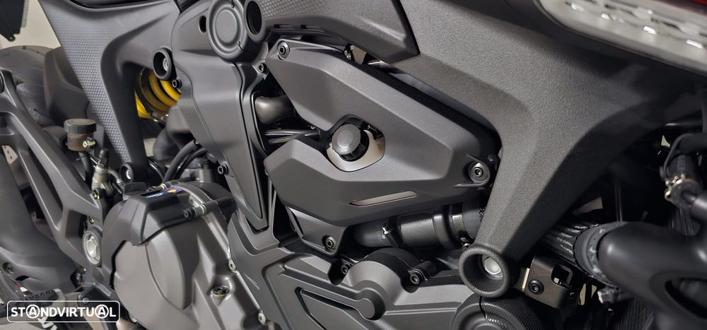 Ducati Monster Red - 5