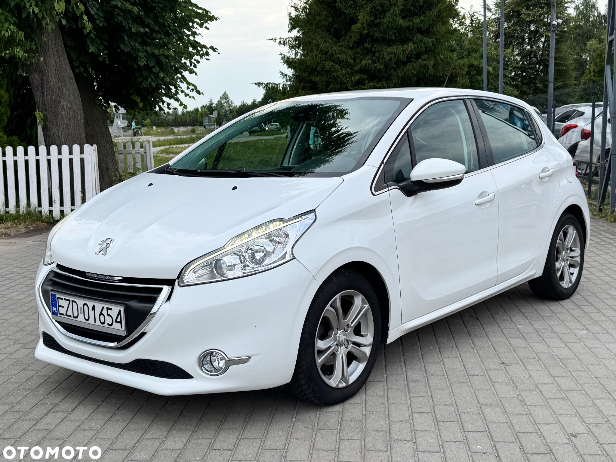 Peugeot 208 e-HDi FAP 92 Stop&Start Style - 15