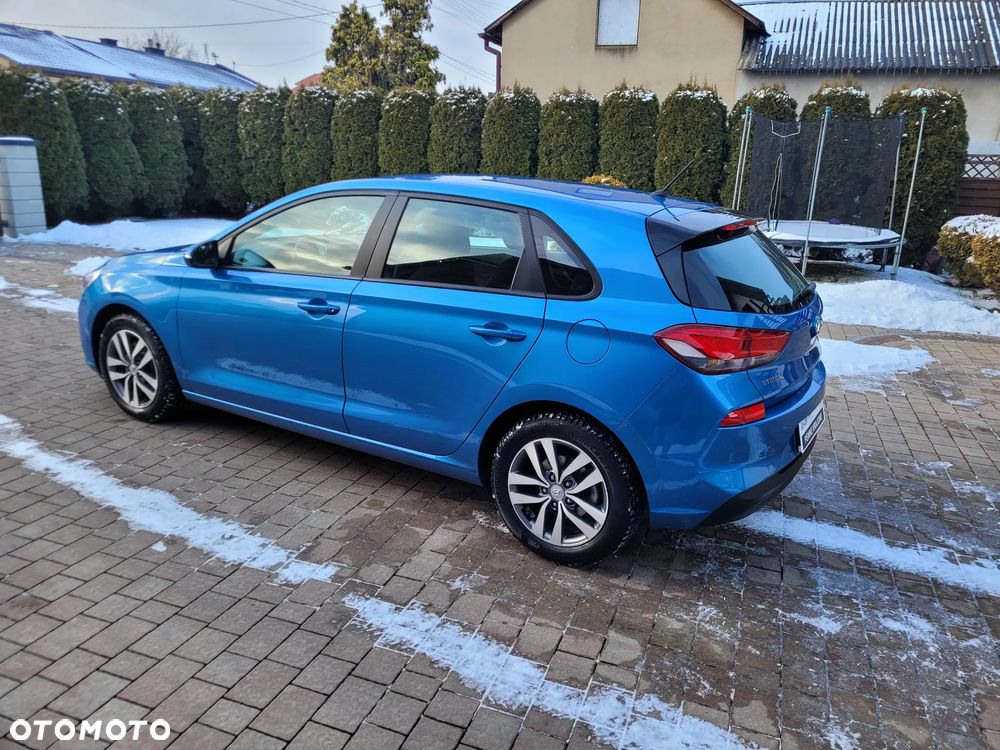 Hyundai i30 1.4 Premiere Comfort - 12