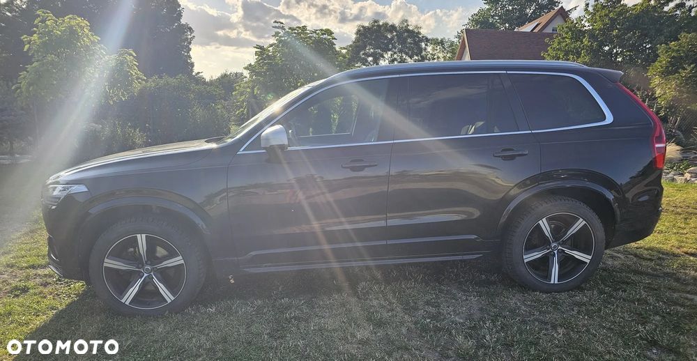 Volvo XC 90 D5 SCR AWD R-Design - 4