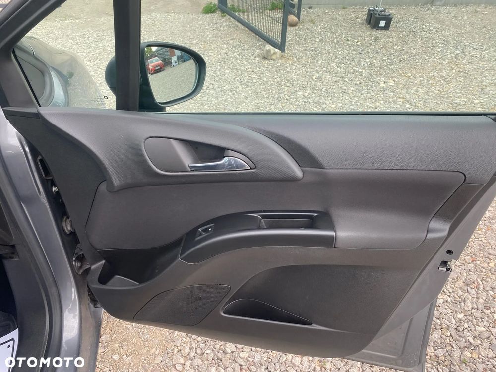Opel Meriva - 27