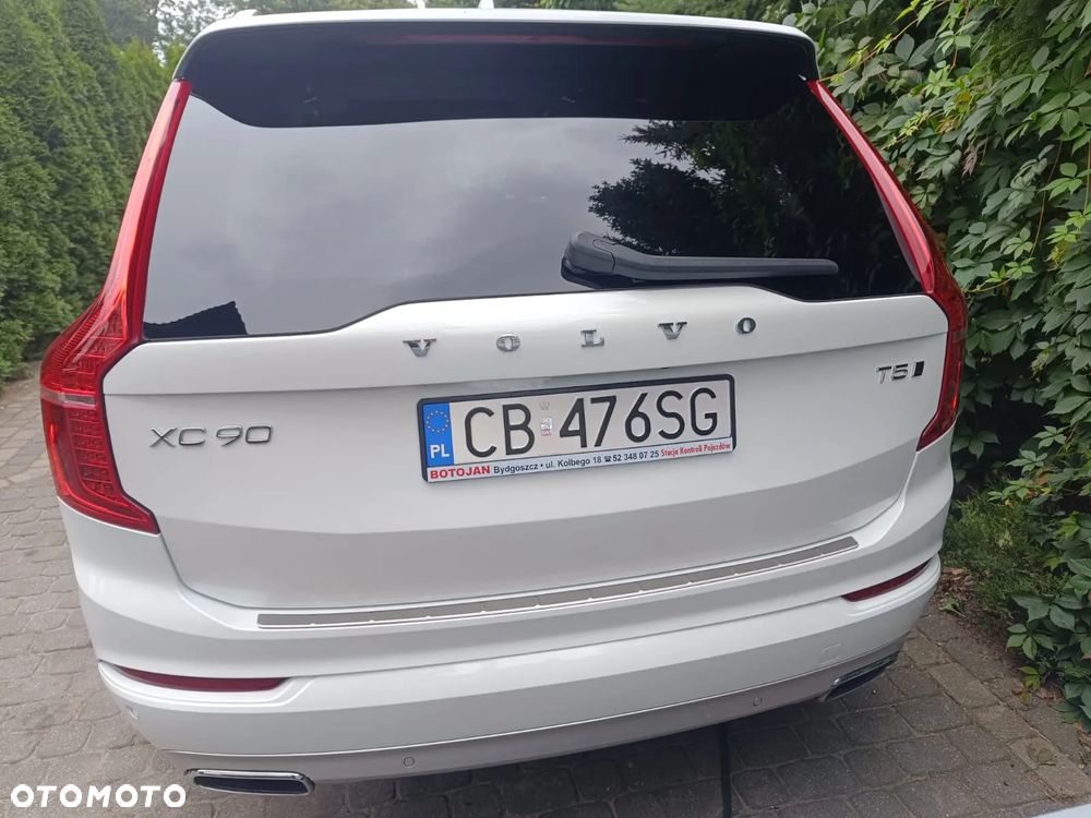 Volvo XC 90 T5 AWD Momentum 7os - 15