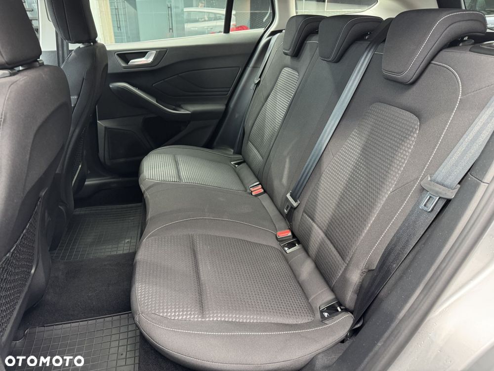 Ford Focus 1.5 EcoBlue Connected - 15