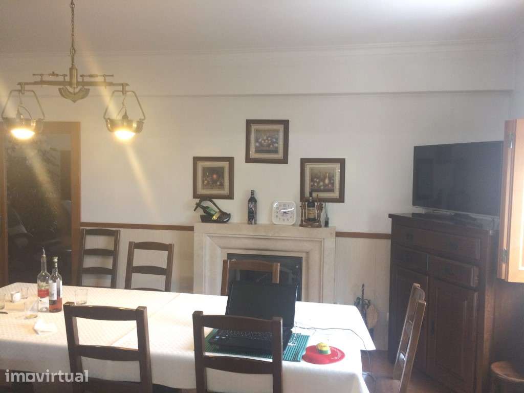 ALGERUZ GARE - ABRUNHEIRA - Moradia c/ Jardim, Terreno (Vinha), e 2... - Grande imagem: 3/60