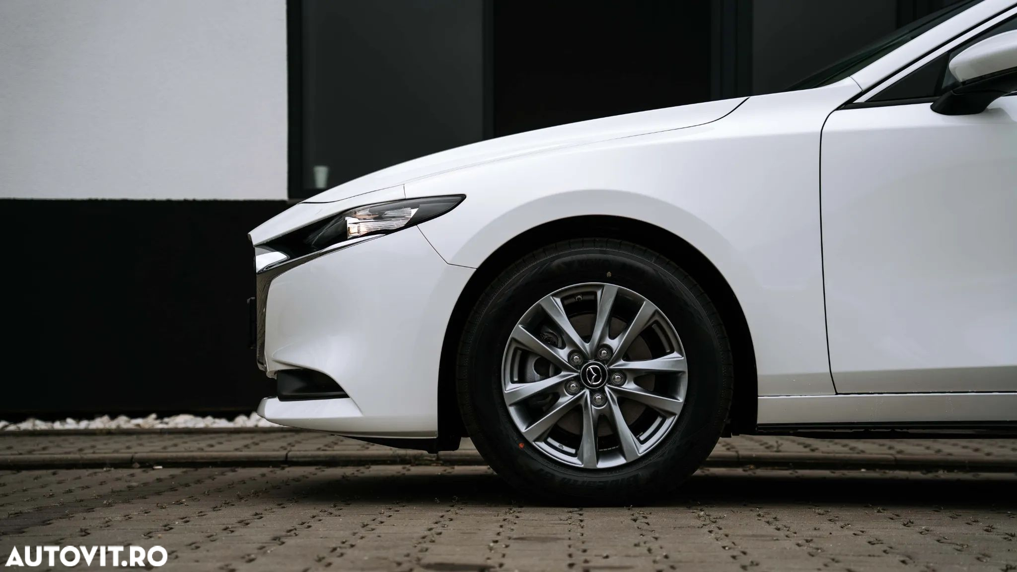 Mazda 3 - 5