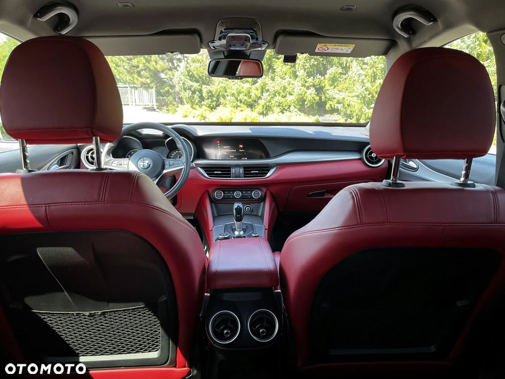 Alfa Romeo Stelvio 2.0 Turbo Executive Q4 - 15