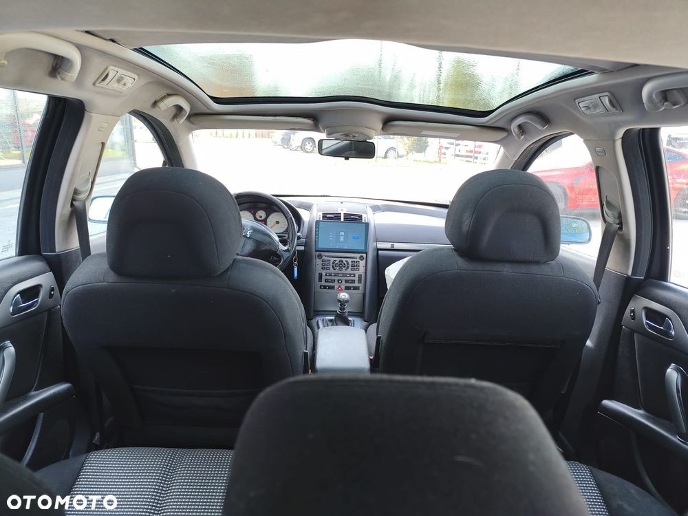 Peugeot 407 - 11