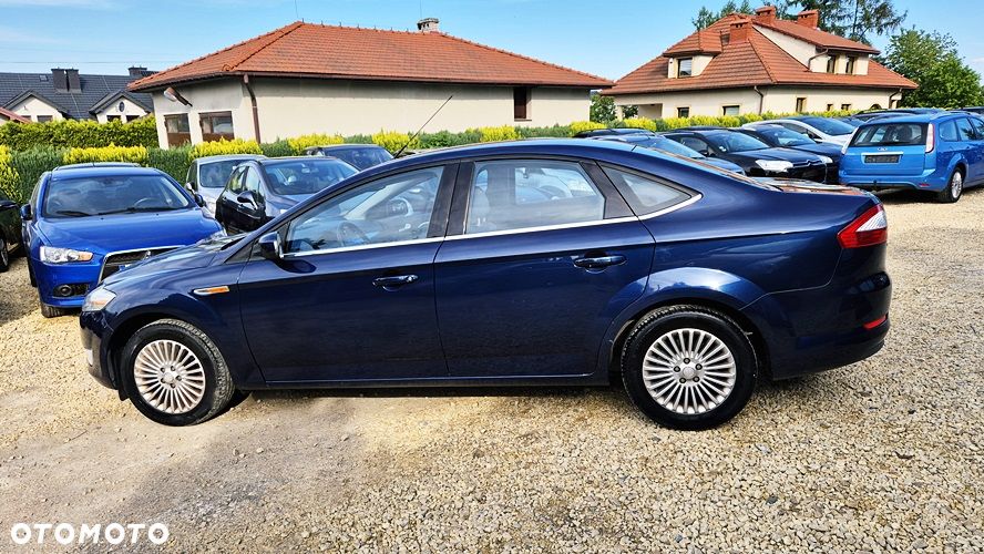 Ford Mondeo 2.0 Ghia X100 / X - 26