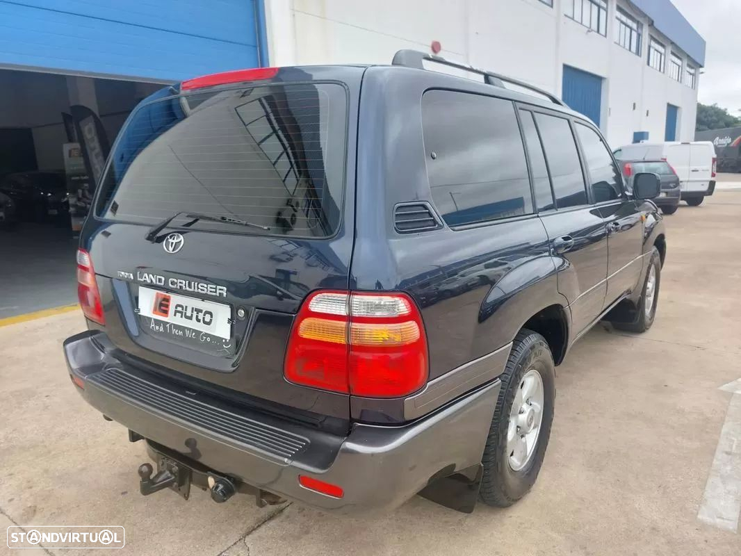 Toyota Land Cruiser SW 4.2 TDi - 13