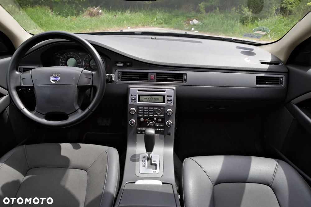 Volvo V70 - 30