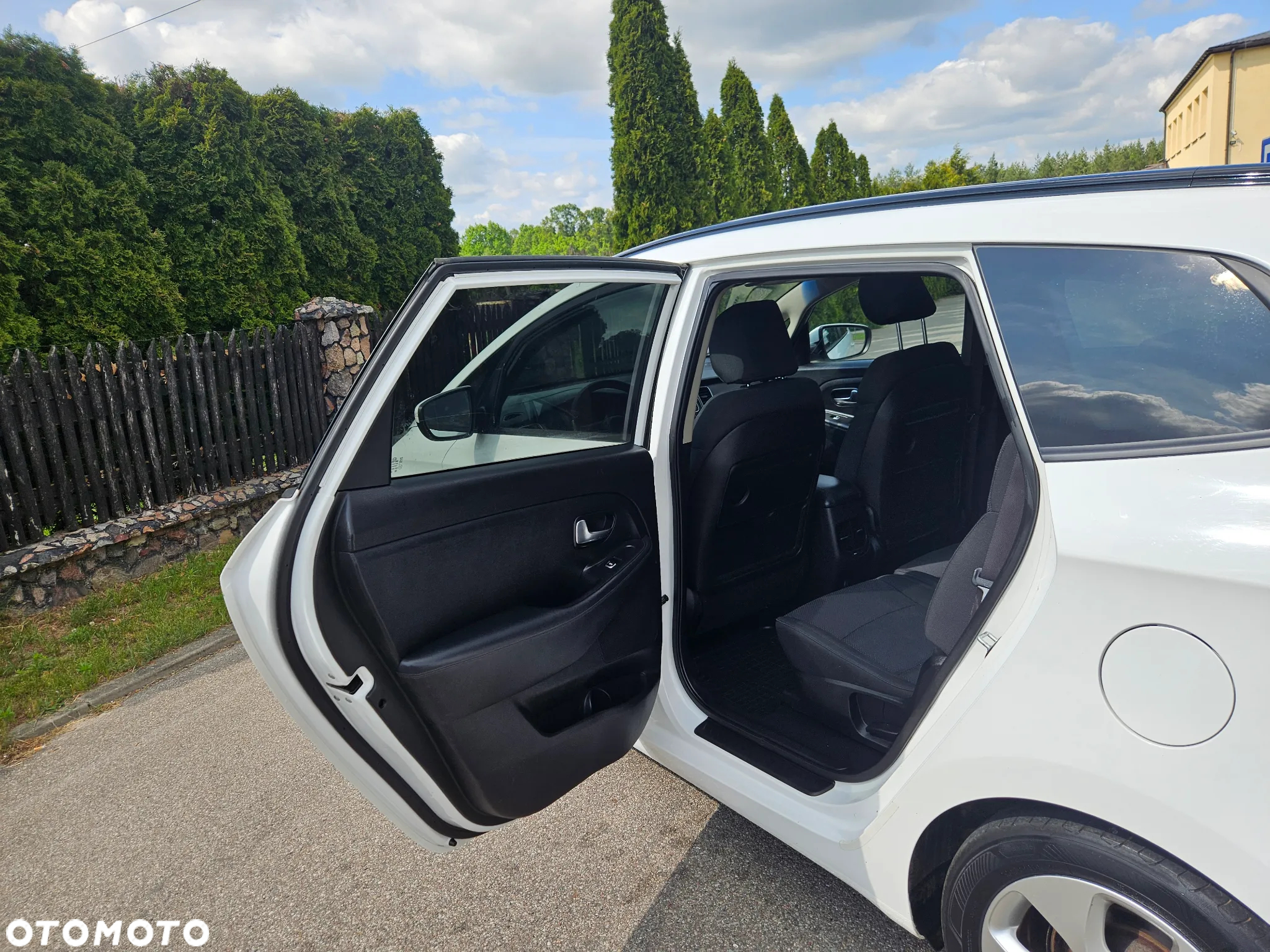Kia Carens 1.6 GDI L EU6 - 35