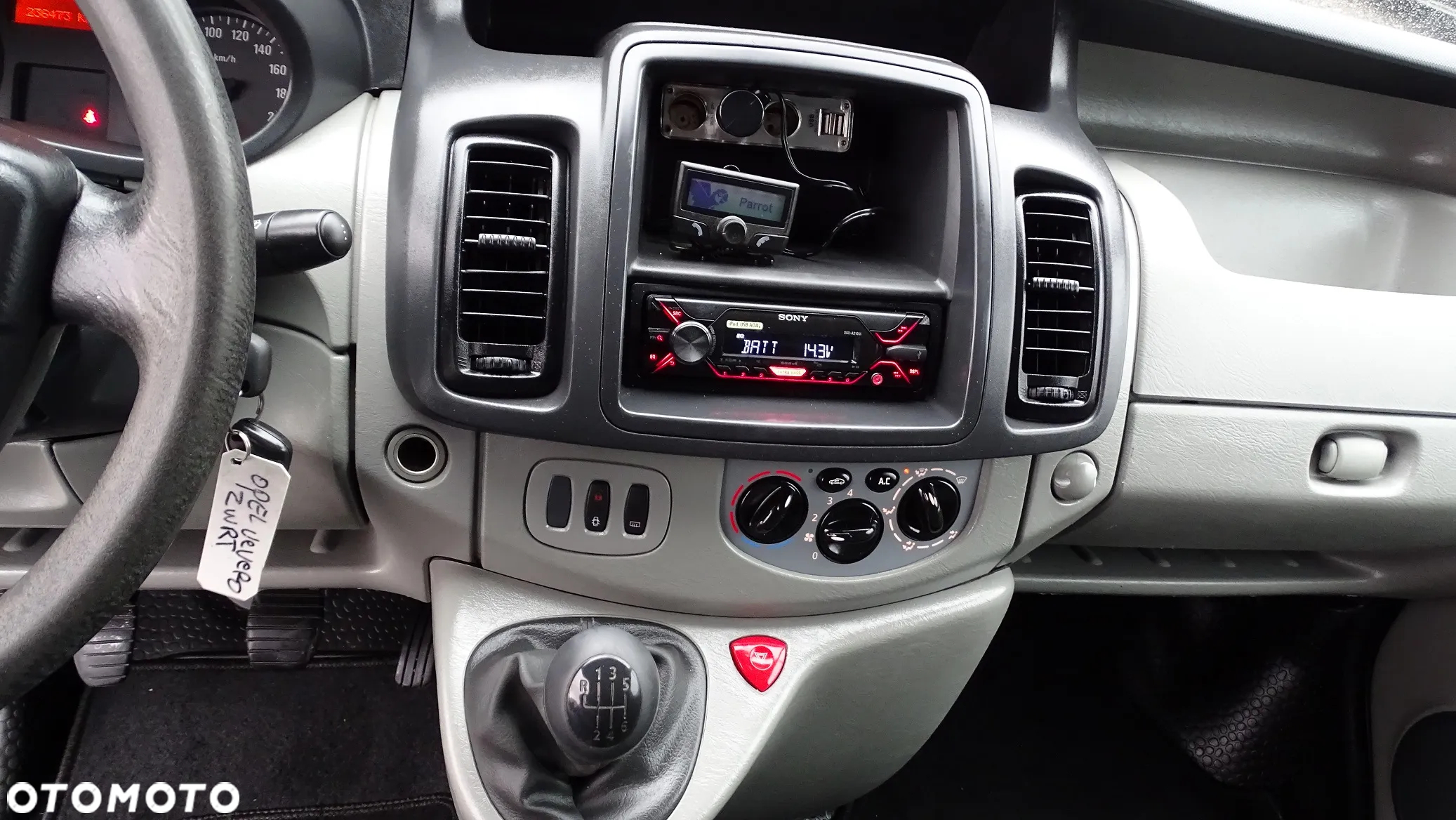 Opel VIVARO 2.0CDTI*115KM*2012 - 10