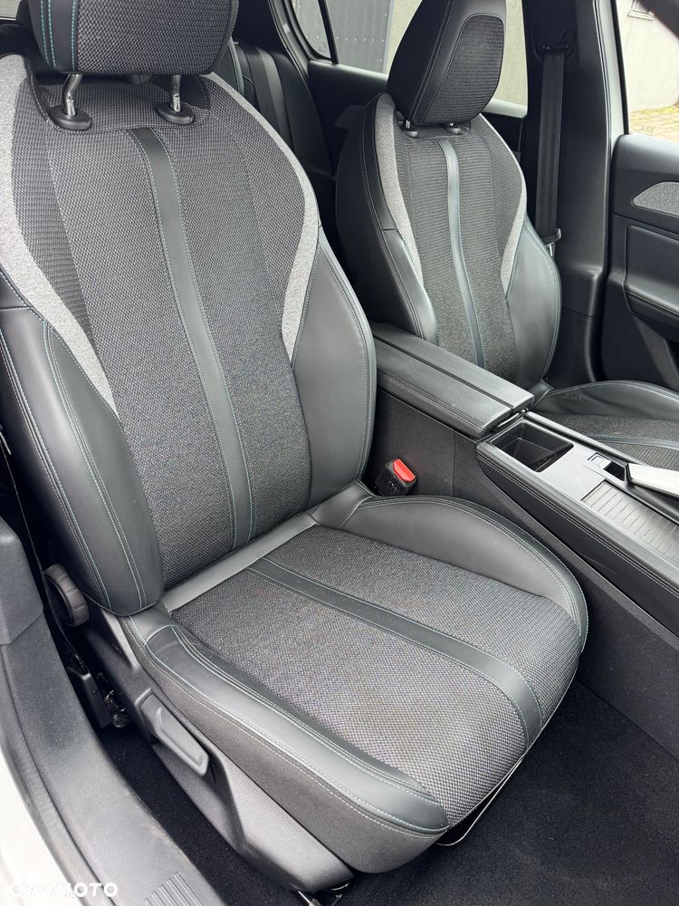 Peugeot 308 1.2 PureTech GPF GT S&S - 13