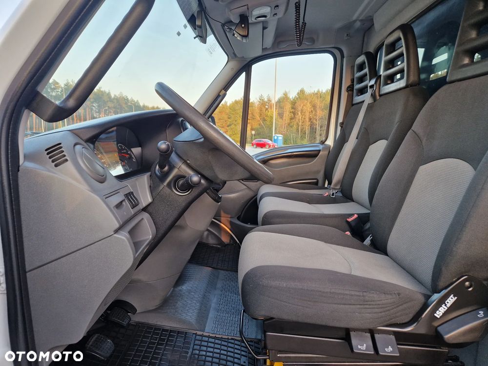 Iveco DAILY BLIŻNIAK - 19