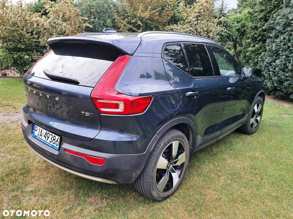Volvo XC 40 T5 AWD Momentum - 5