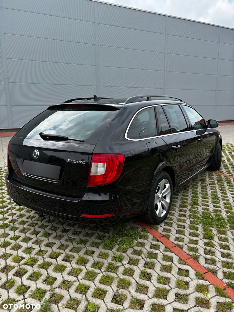 Skoda Superb 2.0 TDI DSG Active - 4