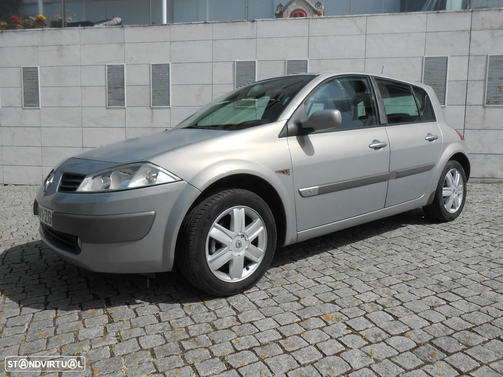 Renault Mégane 1.5 dCi Confort Dynamique - 2