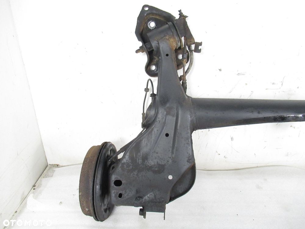 BELKA TYŁ FIAT GRANDE PUNTO HB - 4