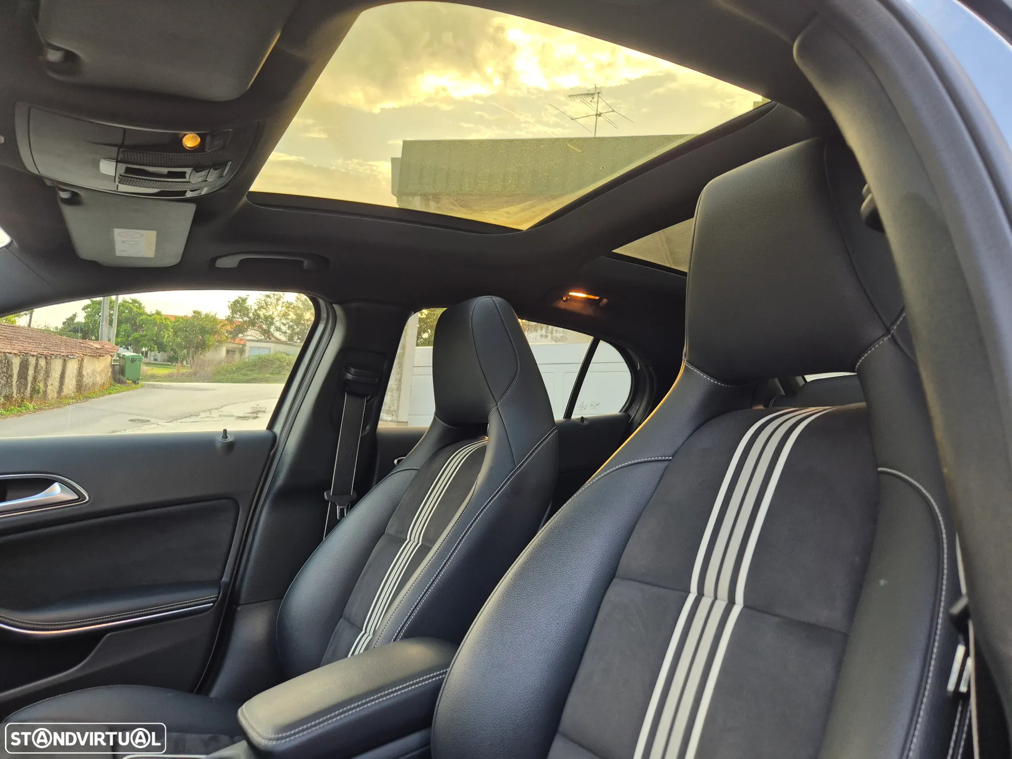 Mercedes-Benz GLA 220 d 4Matic 7G-DCT AMG Line - 10