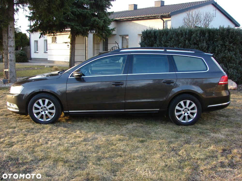 Volkswagen Passat - 10