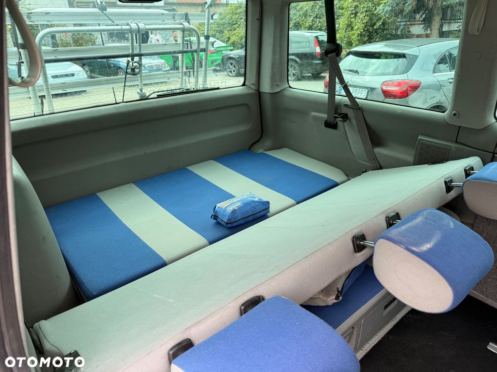 Volkswagen Multivan Standard - 9