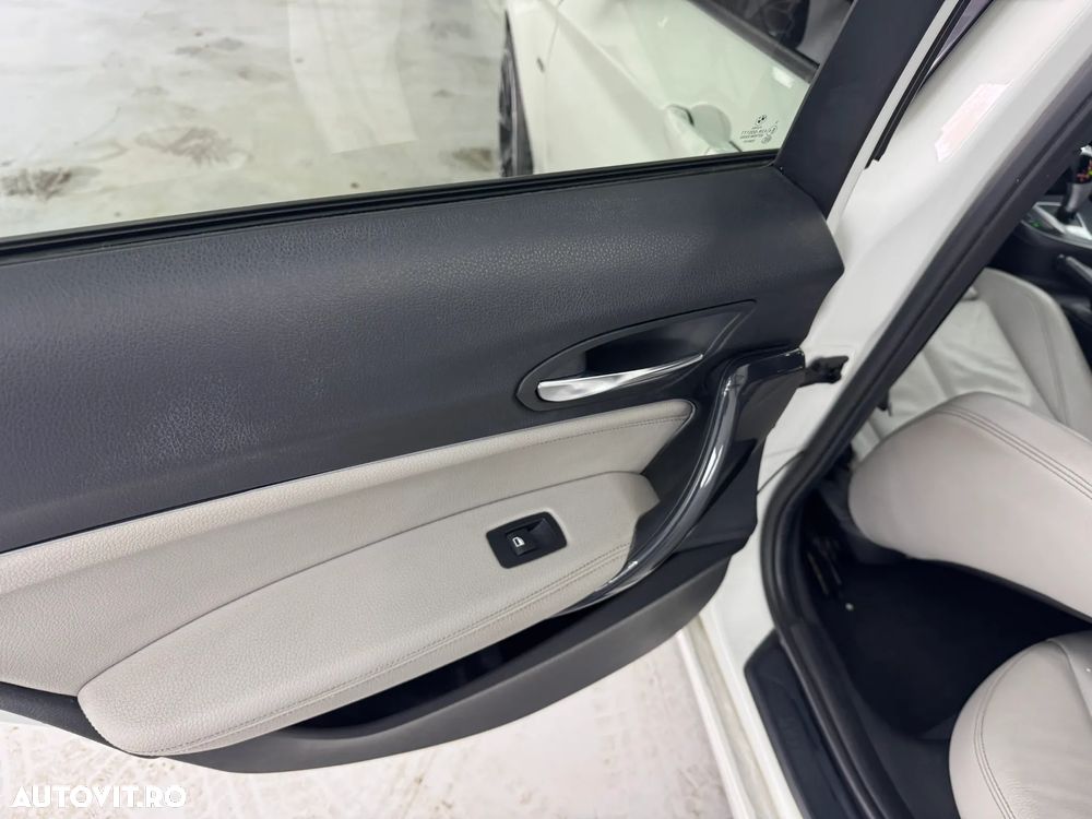 BMW Seria 1 120d Aut. - 18