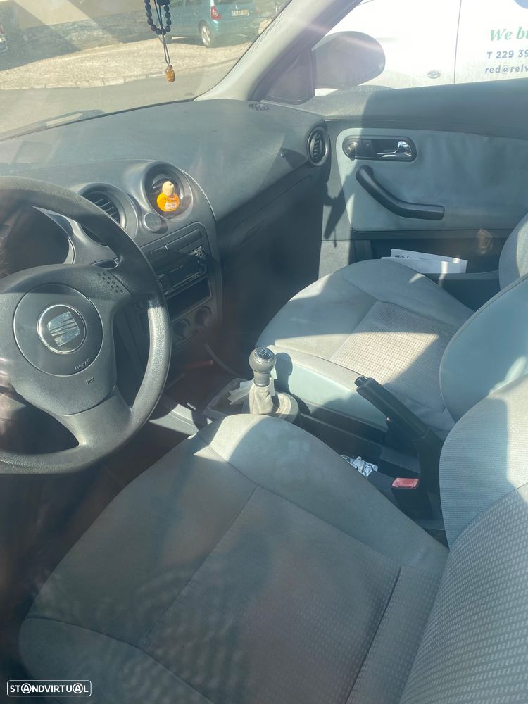 SEAT Ibiza - 5