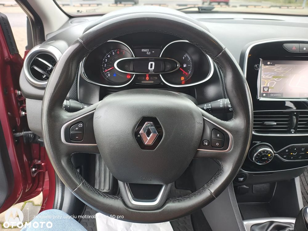 Renault Clio 1.2 16V Limited - 21