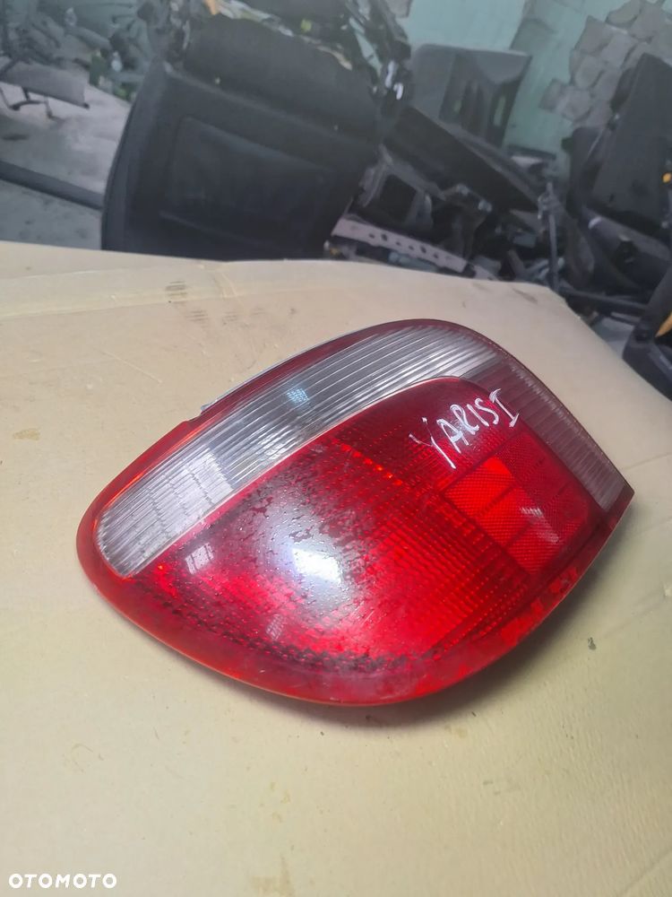 lampa lewy tył TOYOTA YARIS I - 5