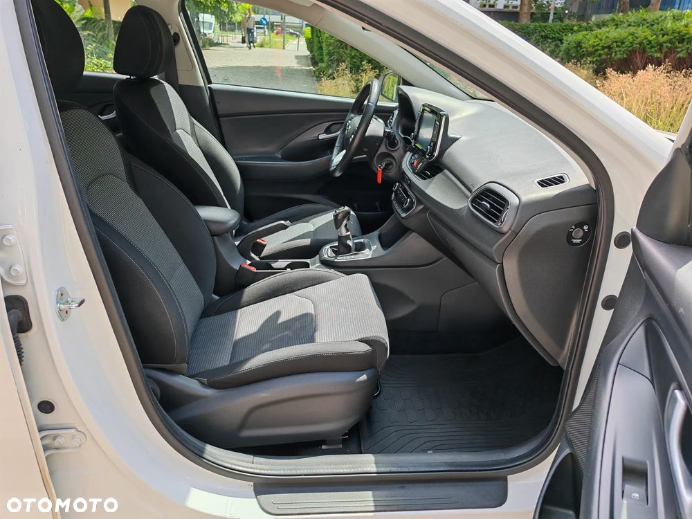 Hyundai i30 1.5 DPI Modern - 14
