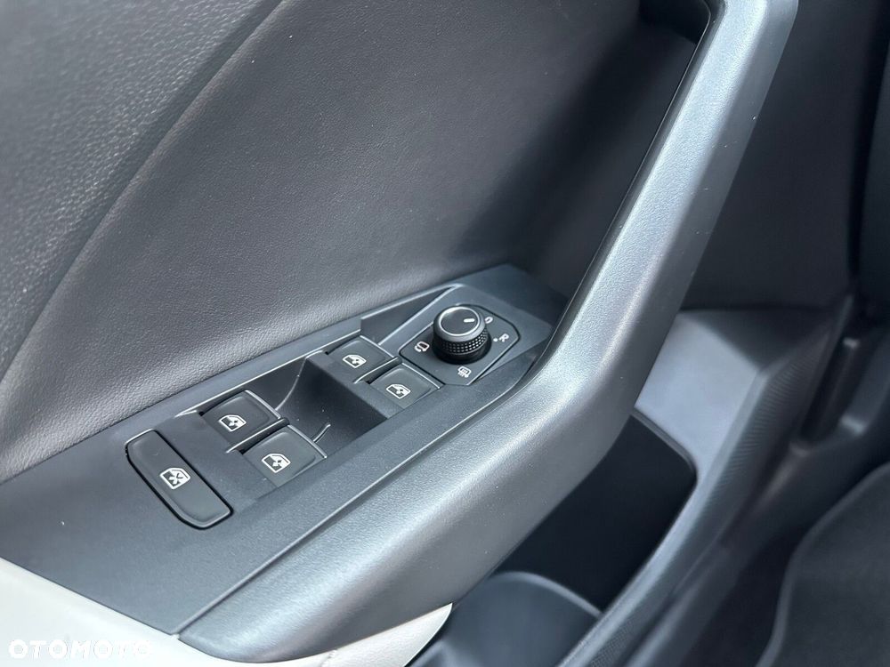 Volkswagen T-Cross 1.0 TSI Style DSG - 25