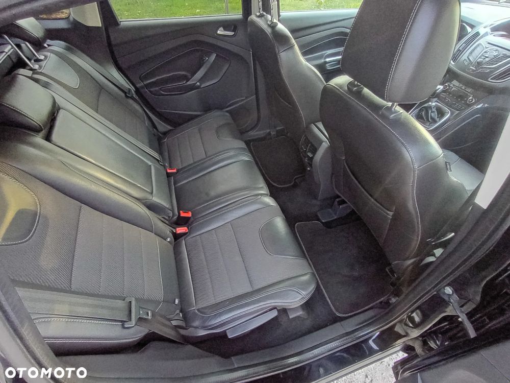 Ford Kuga 2.0 TDCi 2x4 Titanium - 8
